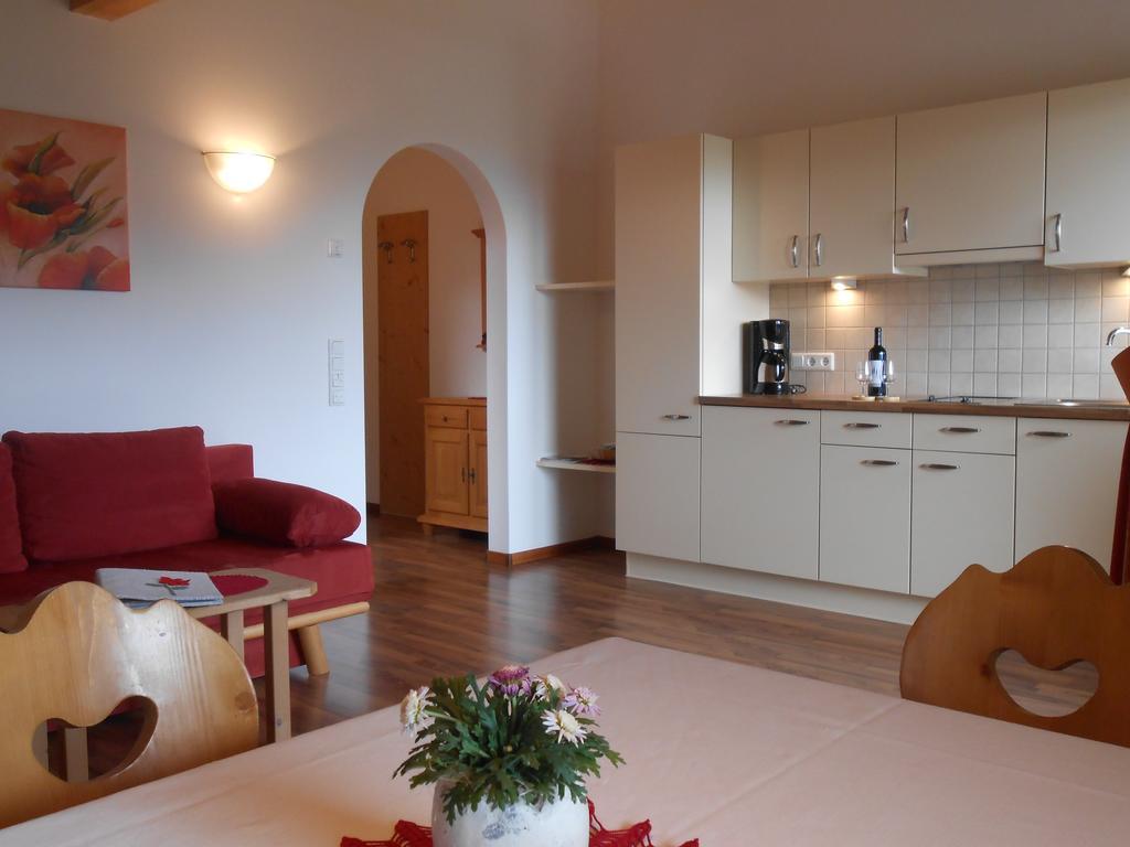 Toerggelehof Apartman Lagundo Szoba fotó